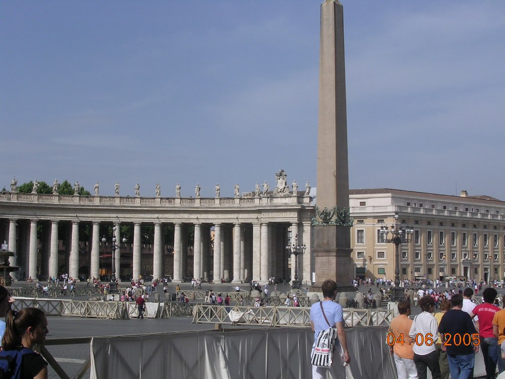 Piazza S. Pietro - S. Peter Square